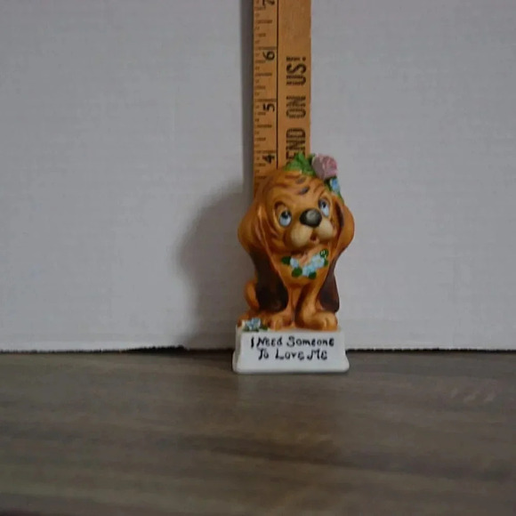 Vtg Sad  Puppy Figurine - Picture 6 of 6